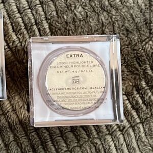 Jaclyn hill highlighter shade extra